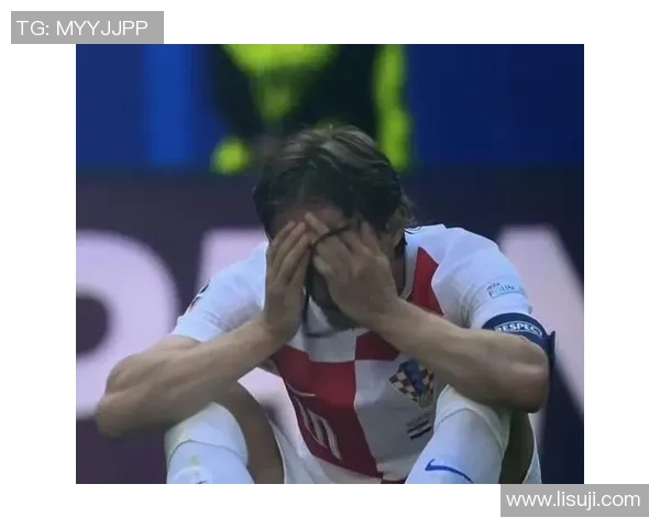 足球明星意外受伤引发关注球迷心痛不已呼吁加强保护措施 足球明星意外受伤引发关注球迷心痛不已呼吁加强保护措施